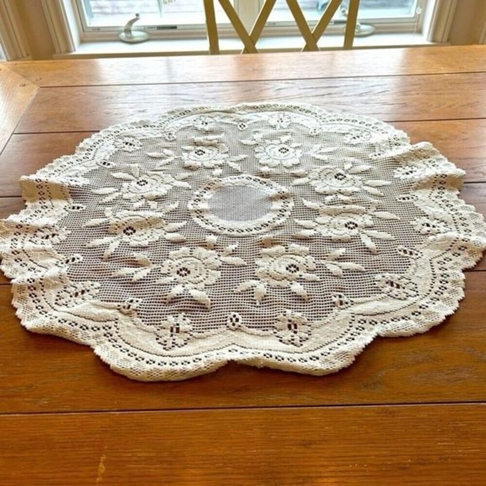 Lace look table topper/runner cloth. Price is per piece. Used. One left!